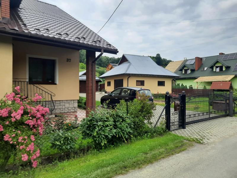 Noclegi Koziniec Bobrka Exterior photo
